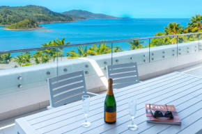 Bella Vista E9 - Ocean View Spacious 2 Bedroom with golf buggy